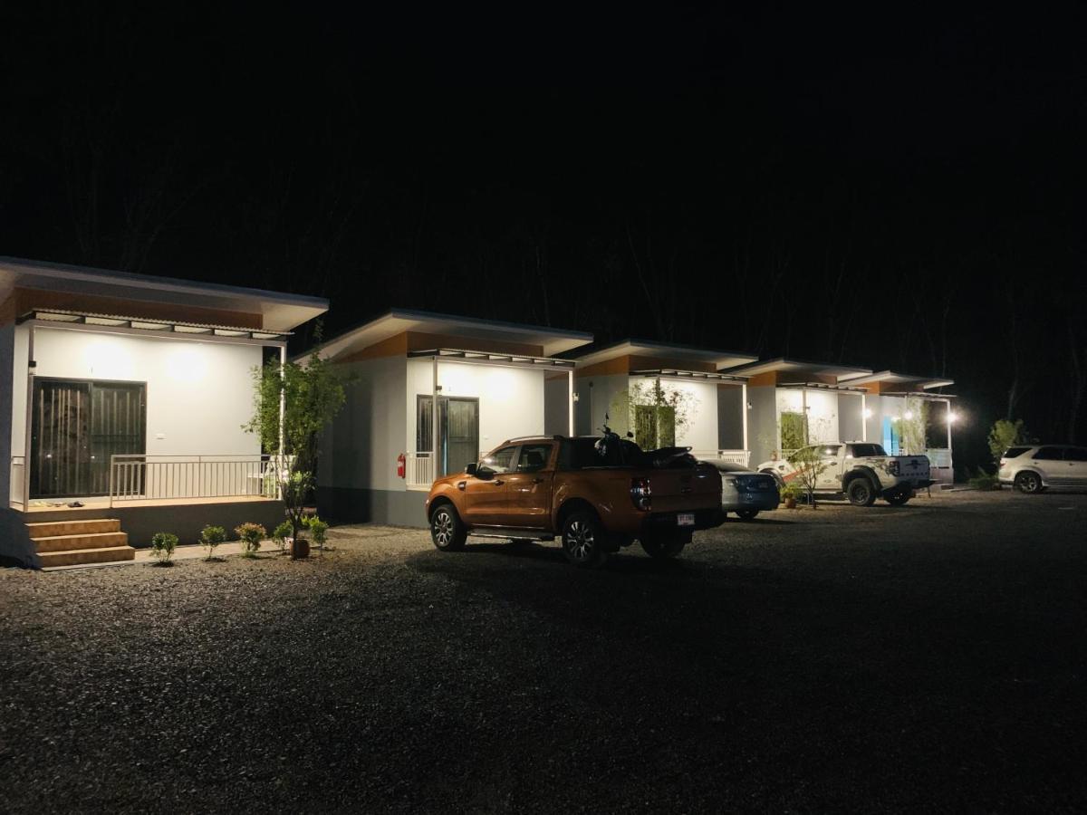 Suanvadee Resort สวนวดี รีสอร์ท Don Sak Εξωτερικό φωτογραφία
