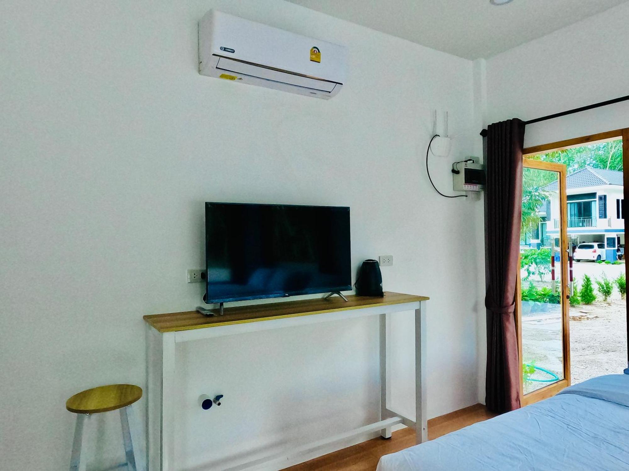 Suanvadee Resort สวนวดี รีสอร์ท Don Sak Εξωτερικό φωτογραφία