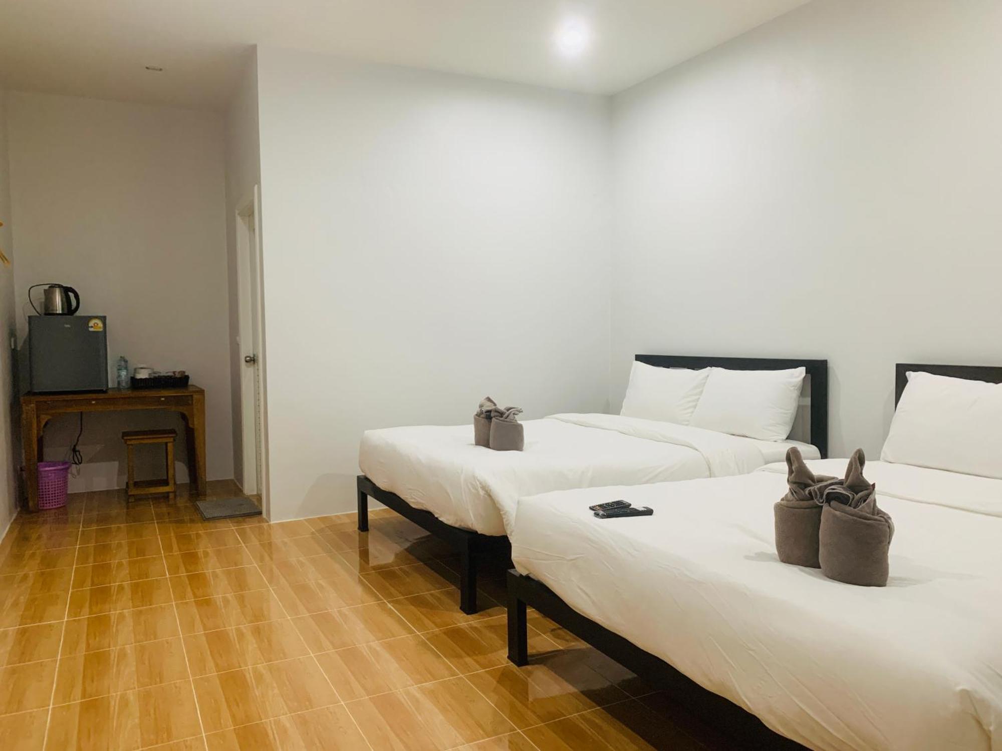 Suanvadee Resort สวนวดี รีสอร์ท Don Sak Εξωτερικό φωτογραφία