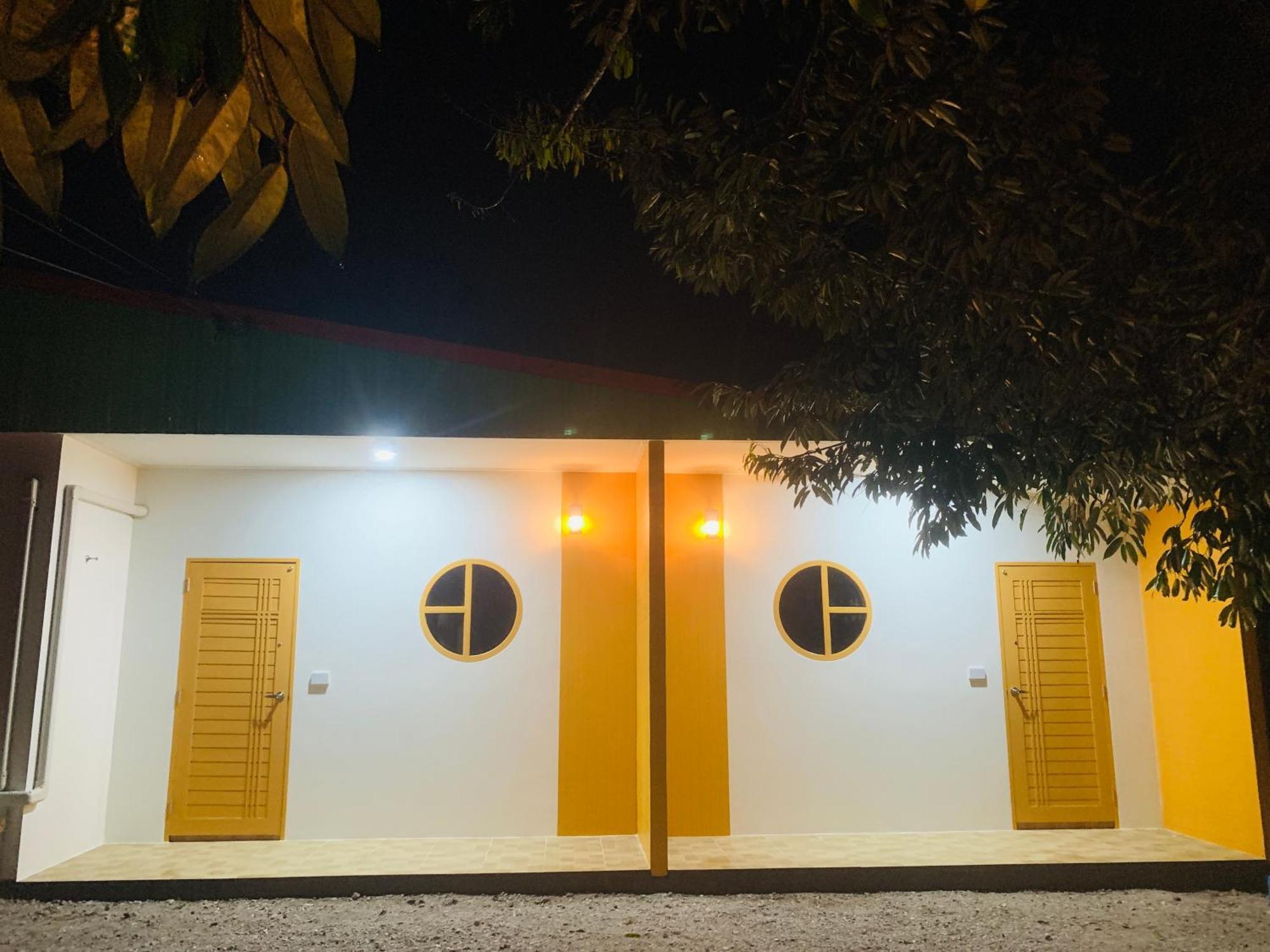 Suanvadee Resort สวนวดี รีสอร์ท Don Sak Εξωτερικό φωτογραφία